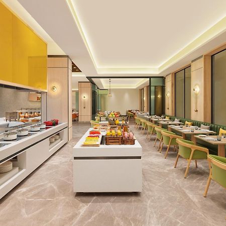 Hilton Garden Inn Surat City Centre Luaran gambar